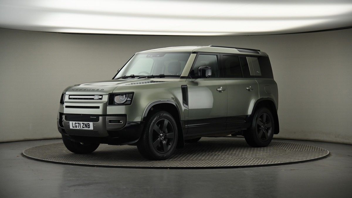 More views of Land Rover Defender 110