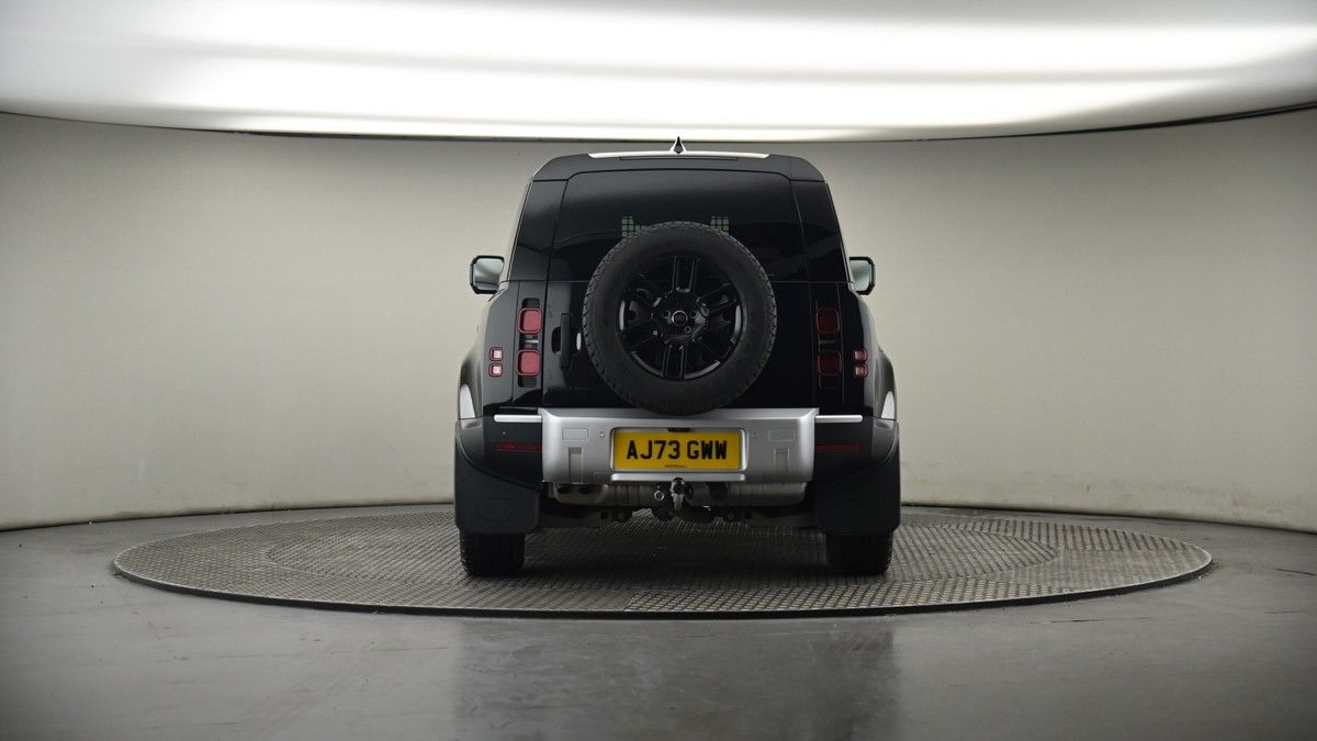 Land Rover Defender 90 Image 17