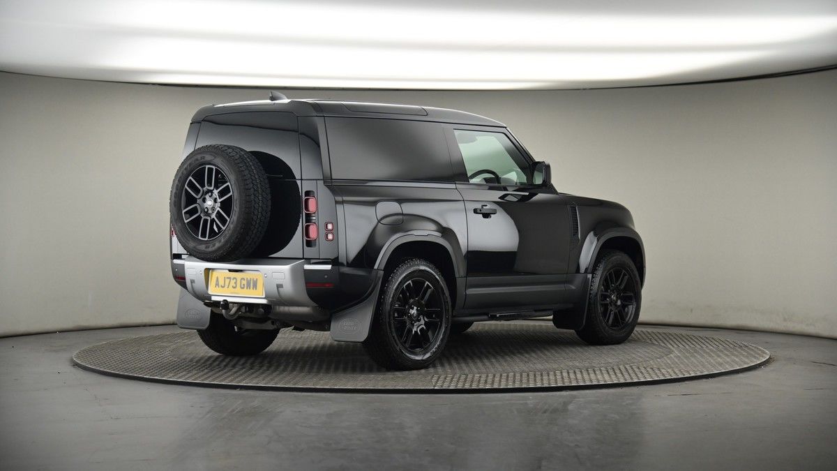 More views of Land Rover Defender 90