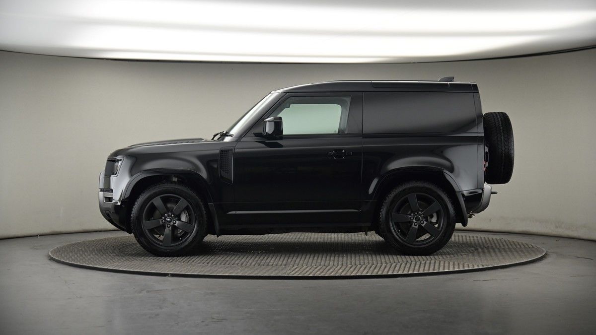 More views of Land Rover Defender 90