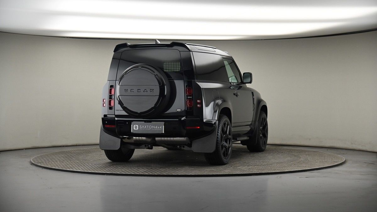 More views of Land Rover Defender 90