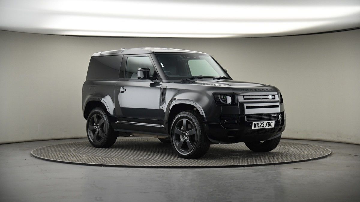 More views of Land Rover Defender 90