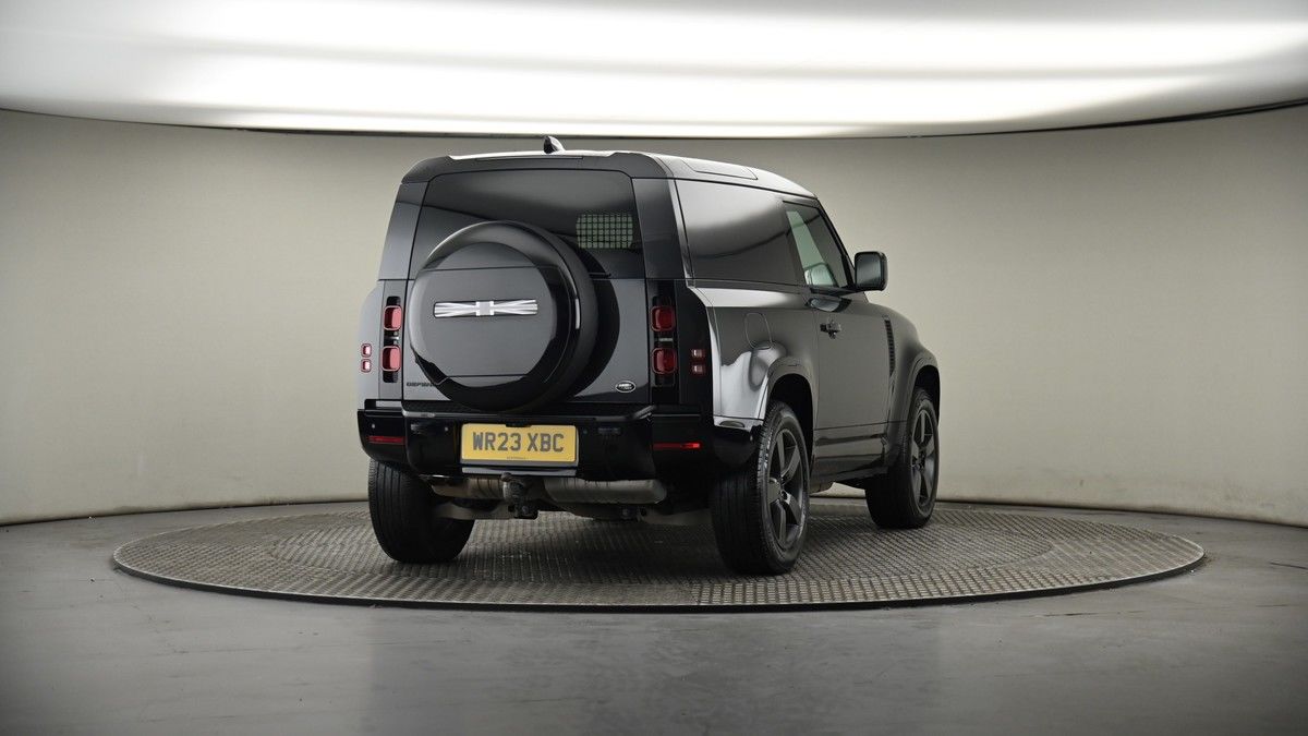 More views of Land Rover Defender 90