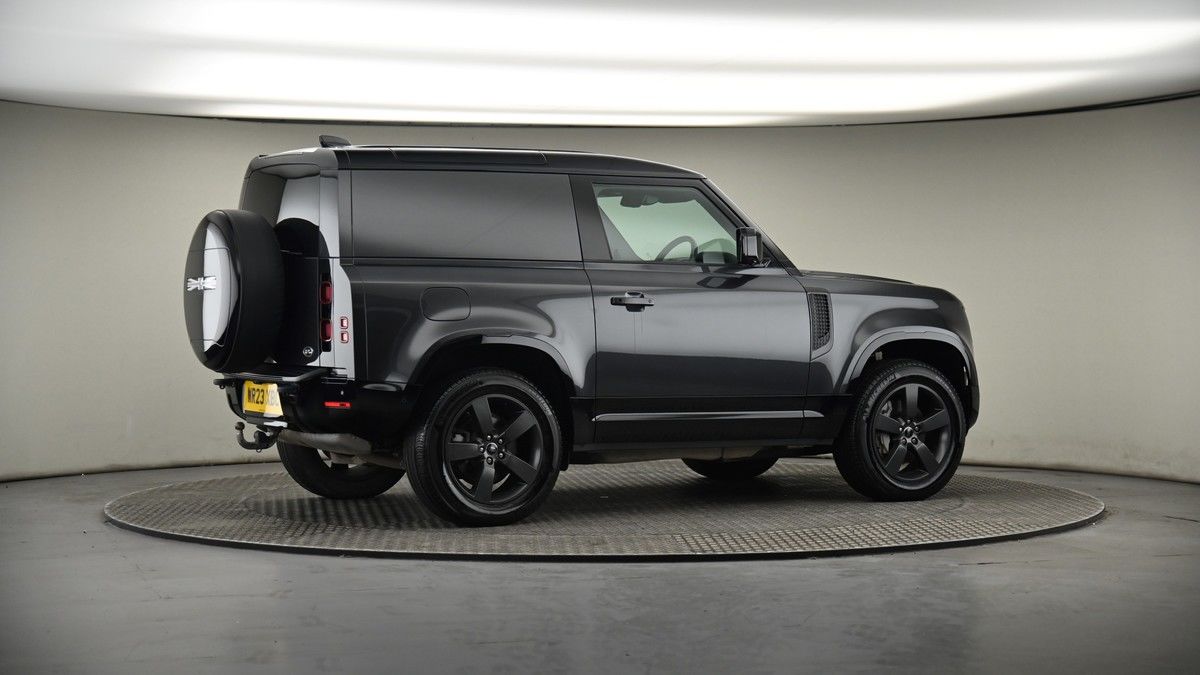 More views of Land Rover Defender 90