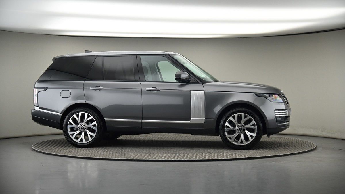 More views of Land Rover Range Rover