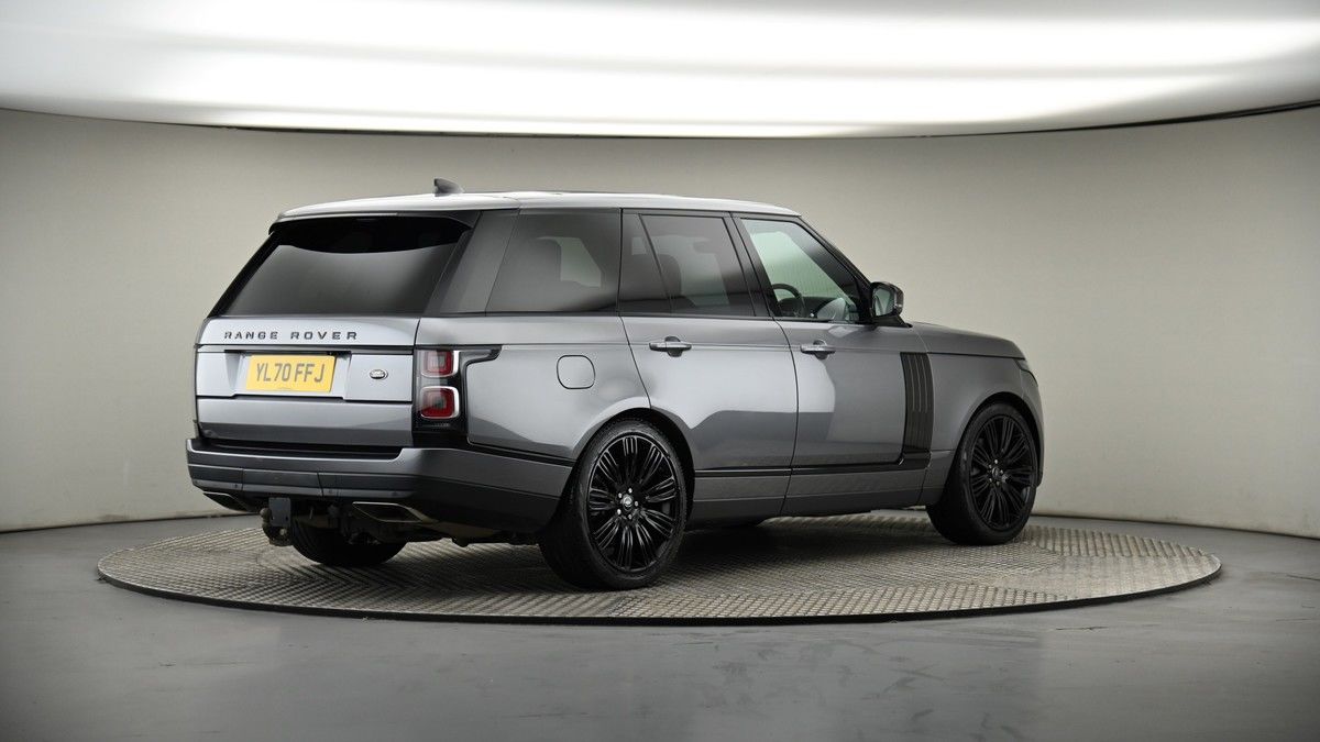 More views of Land Rover Range Rover