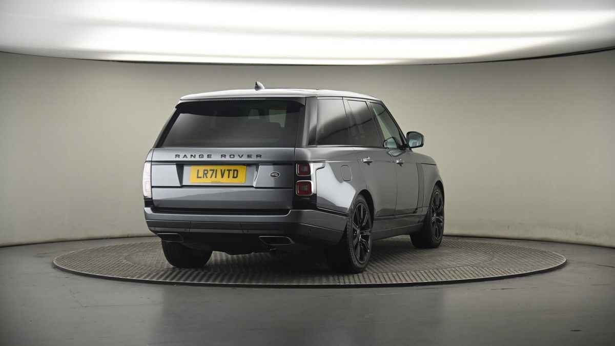 More views of Land Rover Range Rover