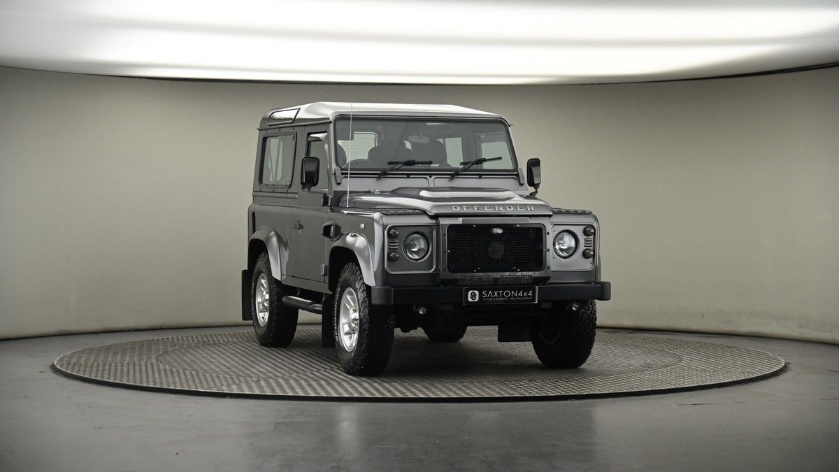 More views of Land Rover Defender 90