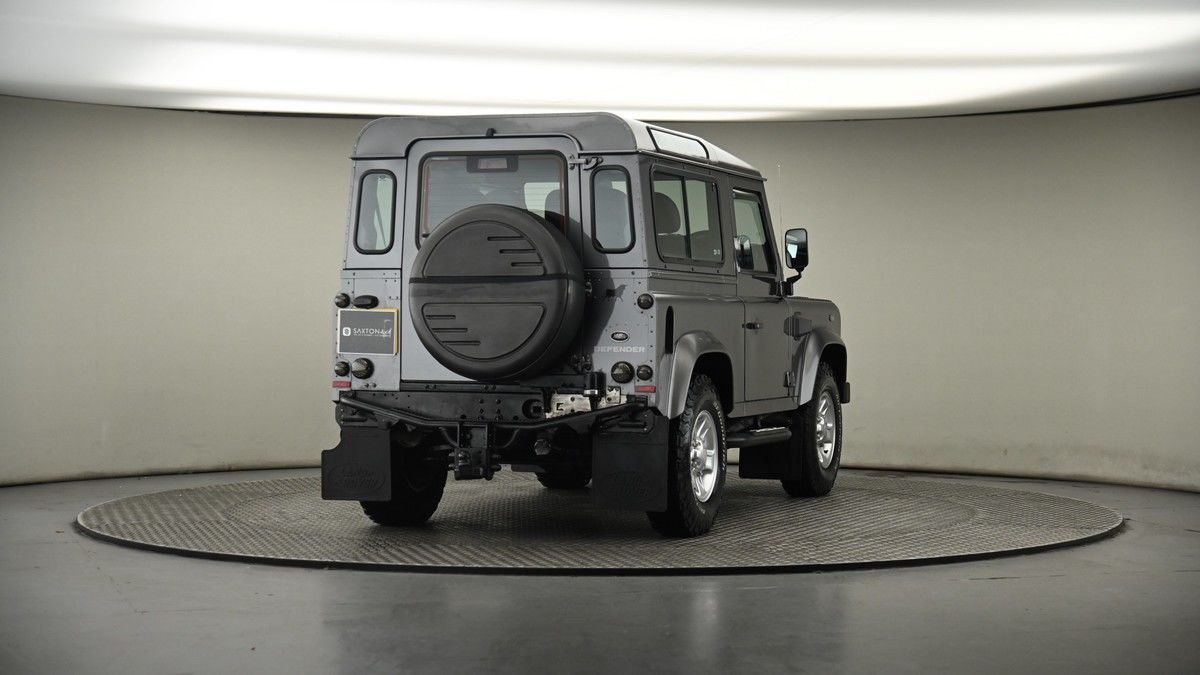 More views of Land Rover Defender 90