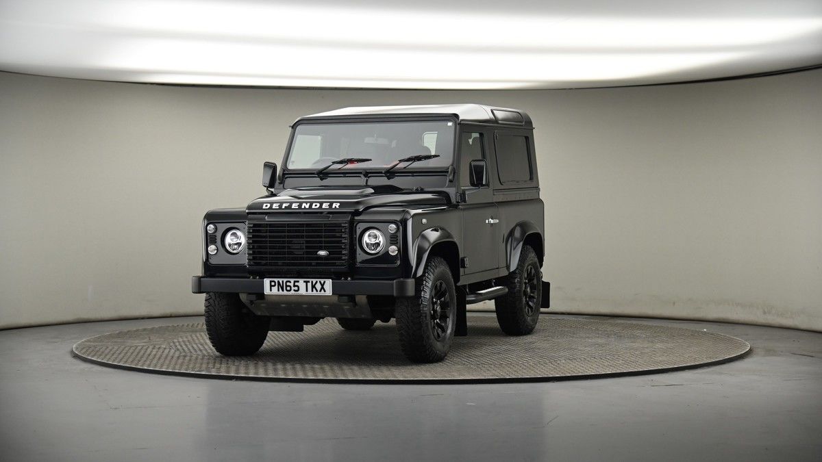 More views of Land Rover Defender 90