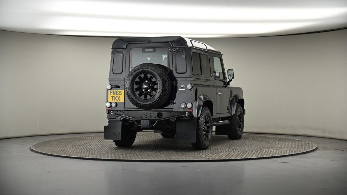 More views of Land Rover Defender 90