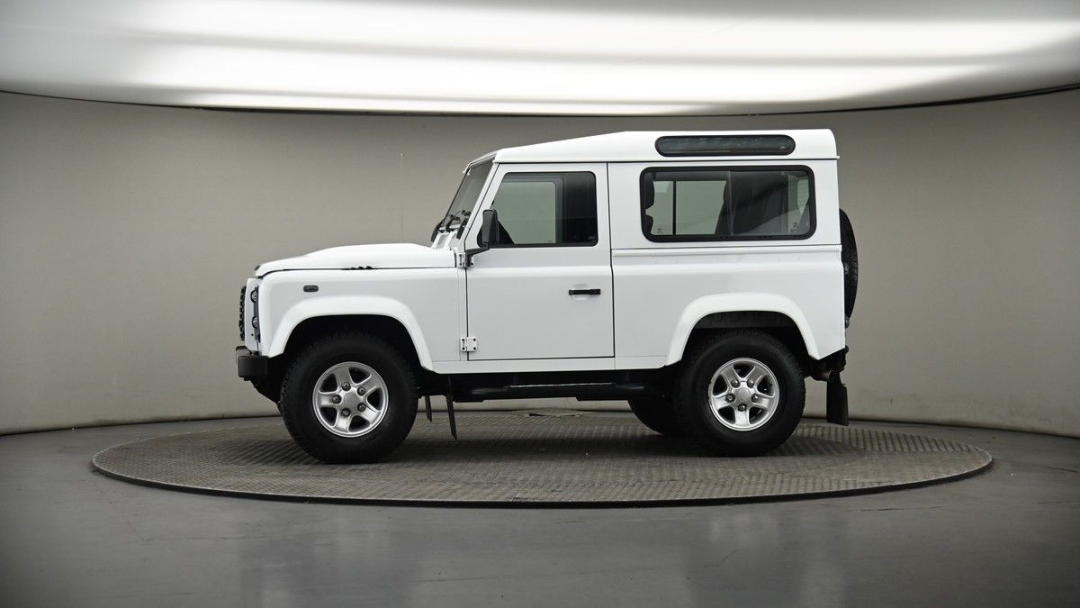 More views of Land Rover Defender 90