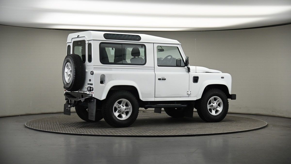 More views of Land Rover Defender 90