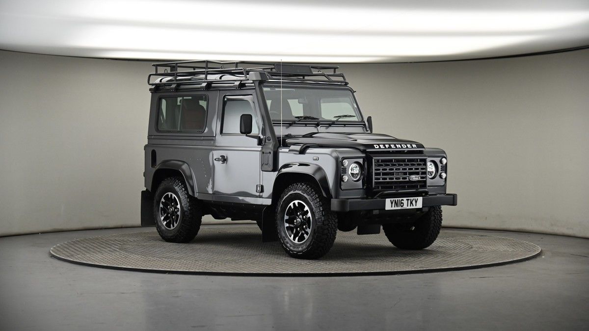 More views of Land Rover Defender 90