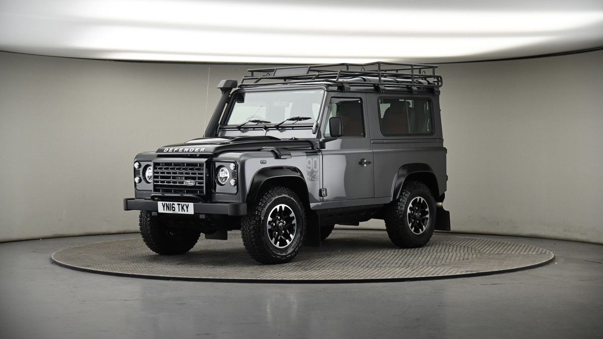 More views of Land Rover Defender 90