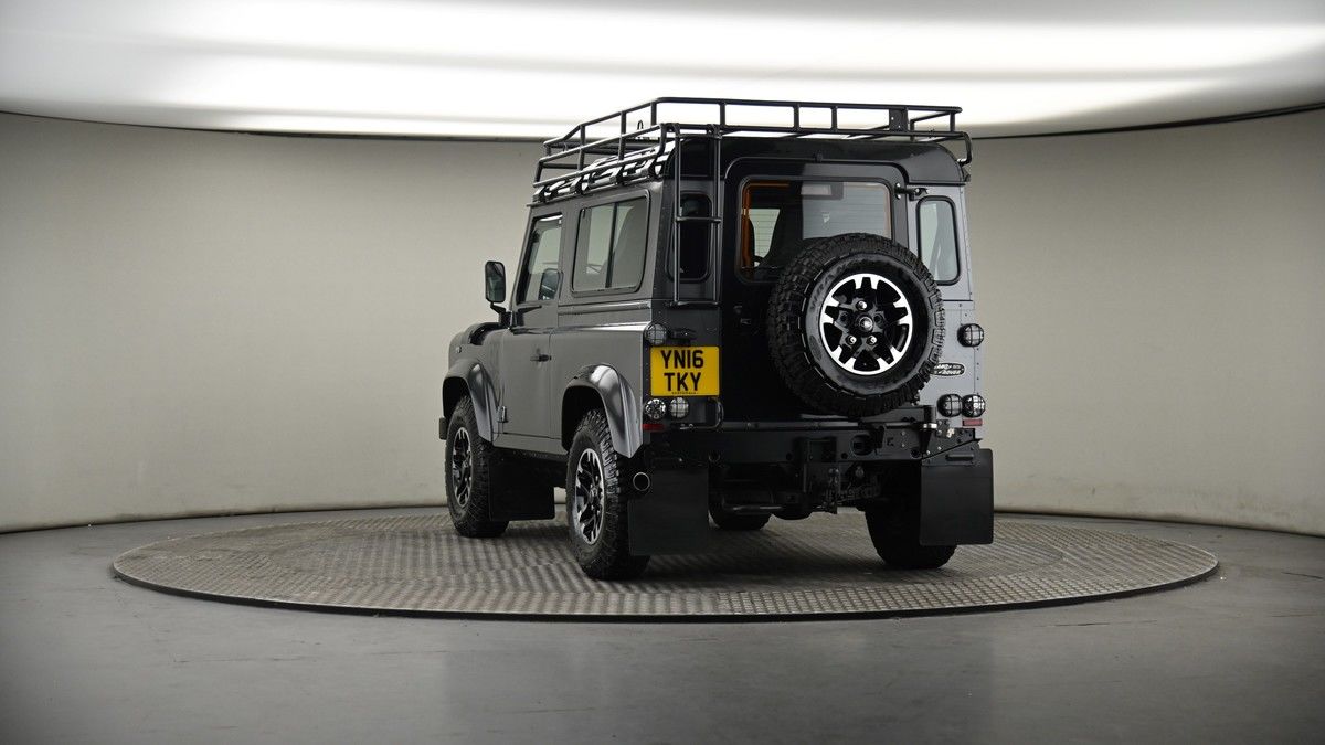 More views of Land Rover Defender 90