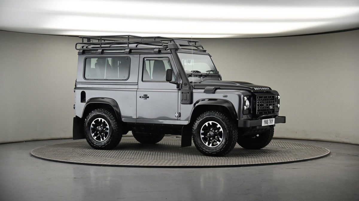 More views of Land Rover Defender 90