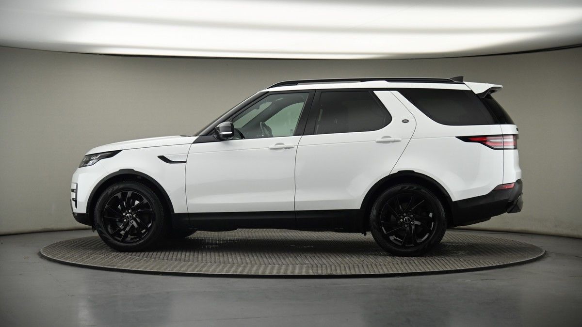 More views of Land Rover Discovery