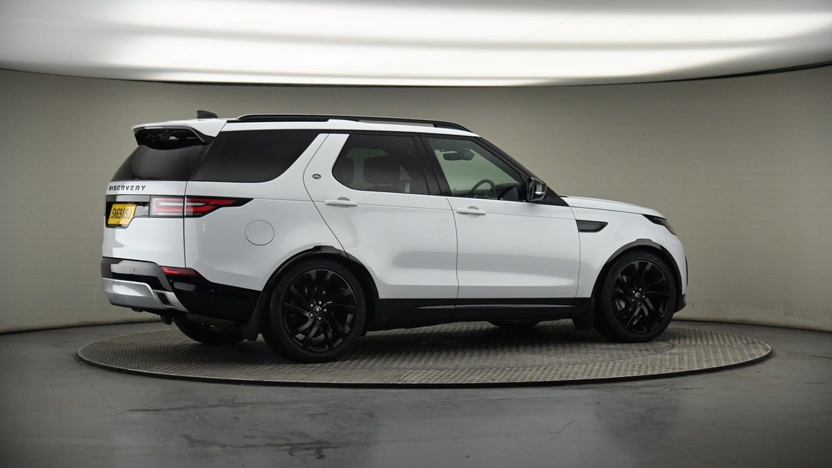 More views of Land Rover Discovery