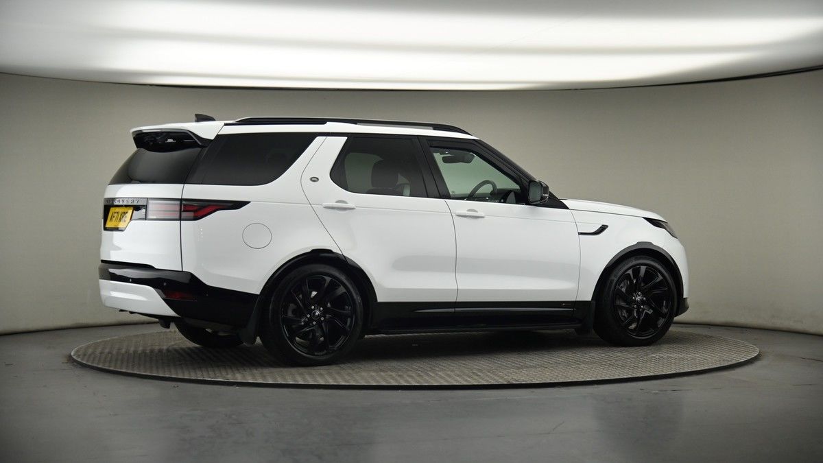 More views of Land Rover Discovery