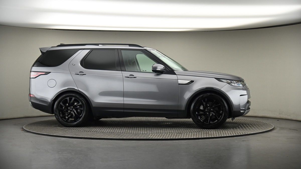 More views of Land Rover Discovery