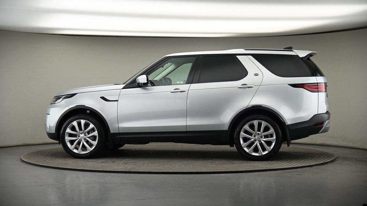 More views of Land Rover Discovery