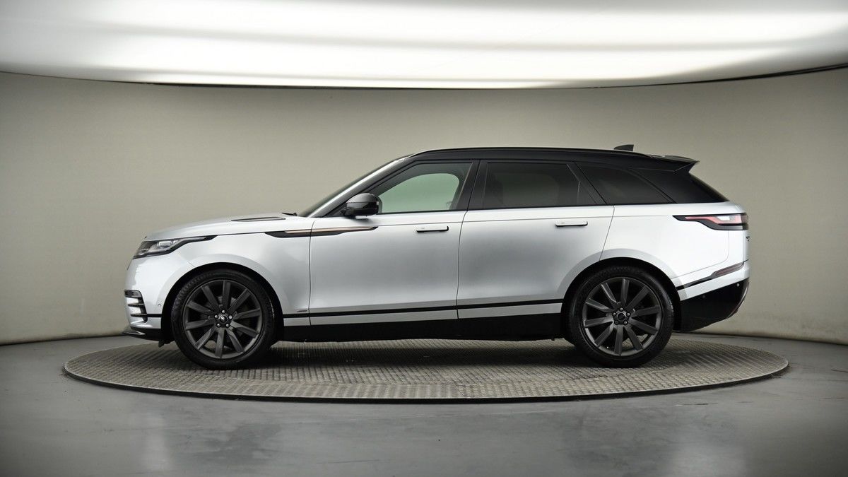 Land Rover Range Rover Velar Image 19