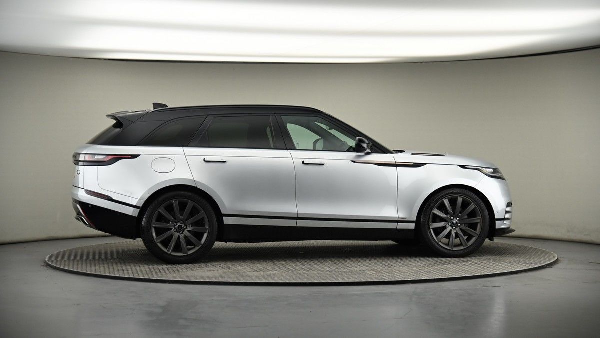 More views of Land Rover Range Rover Velar