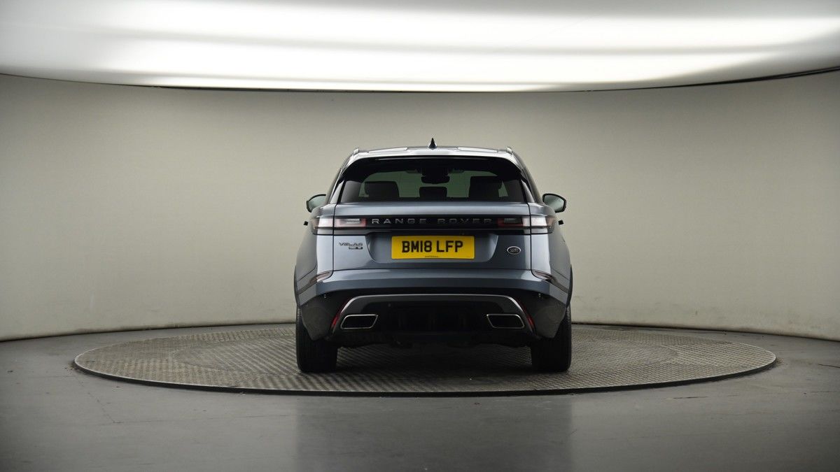 Land Rover Range Rover Velar Image 17