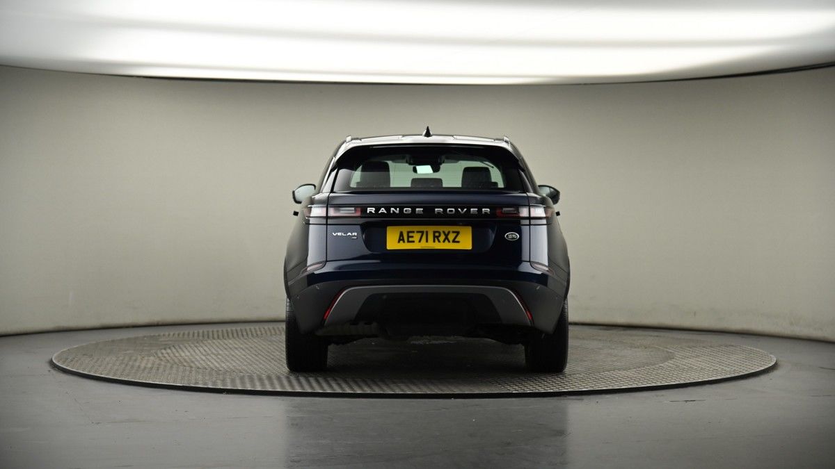 Land Rover Range Rover Velar Image 17