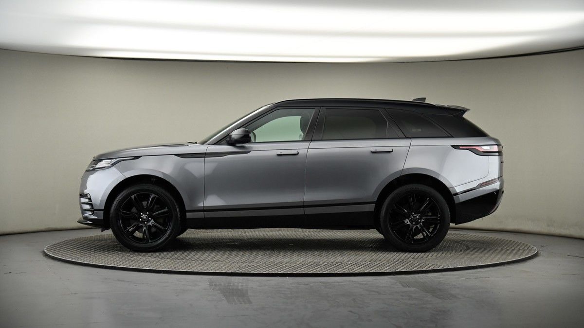 Land Rover Range Rover Velar Image 19