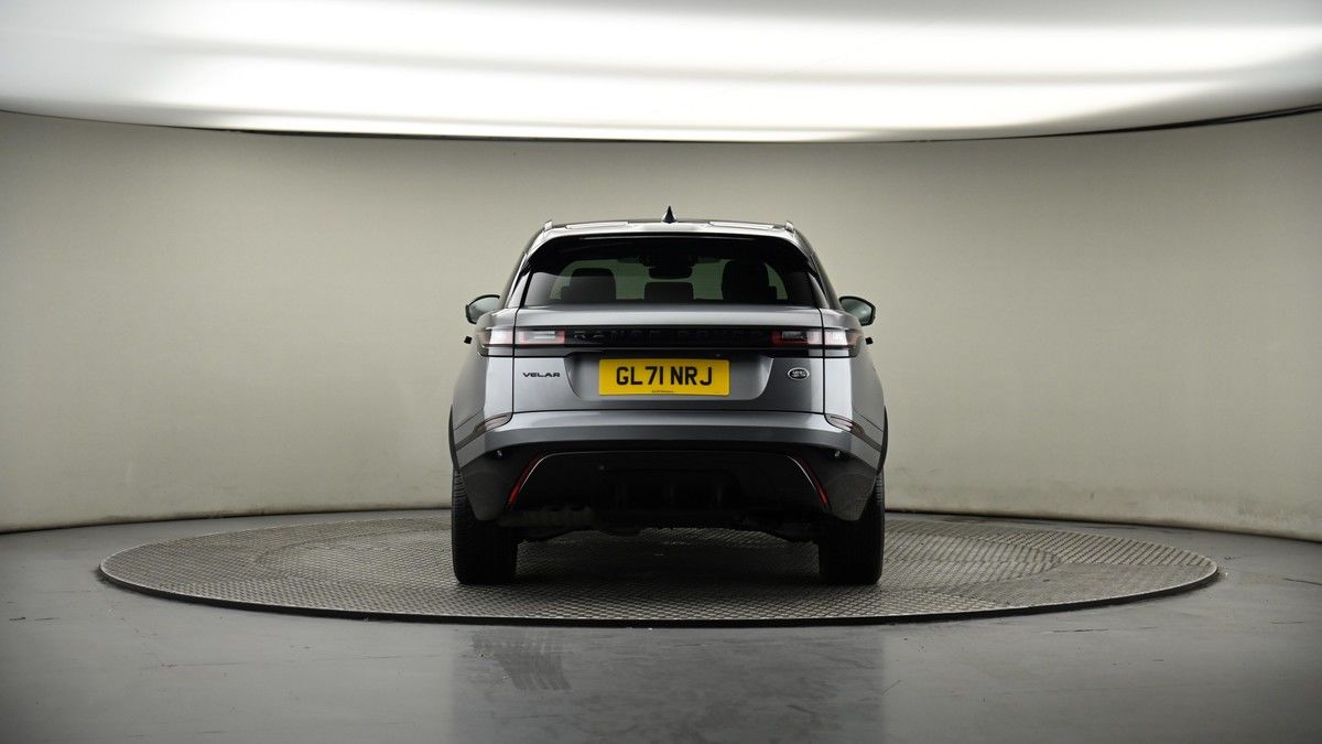 Land Rover Range Rover Velar Image 17