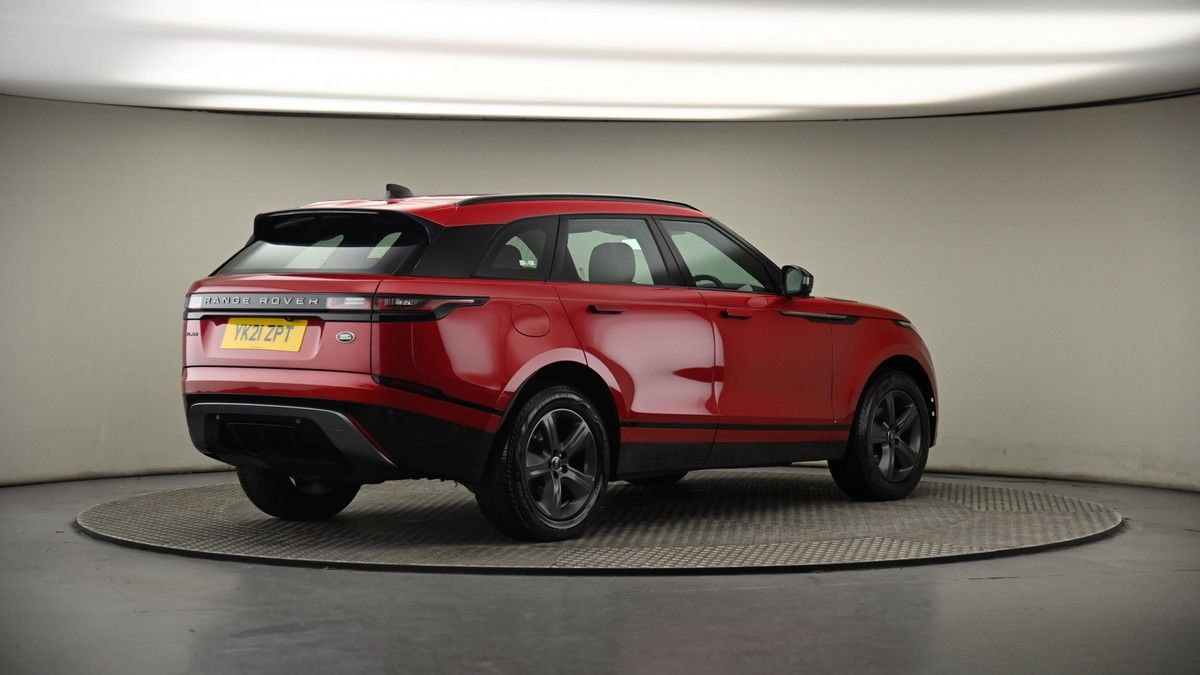 Land Rover Range Rover Velar Image 6