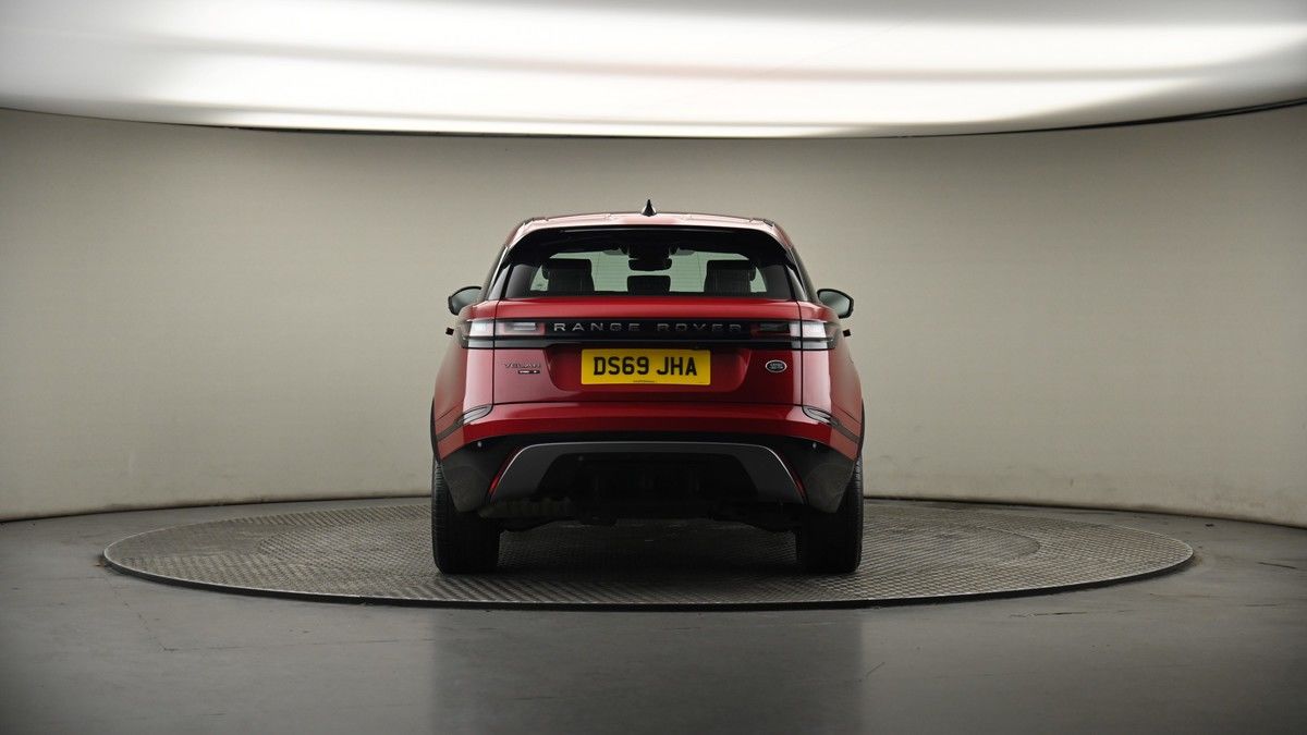 Land Rover Range Rover Velar Image 17