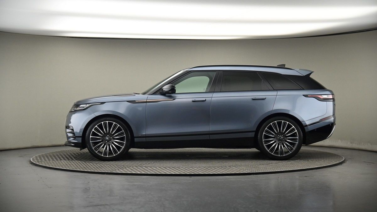 Land Rover Range Rover Velar Image 19