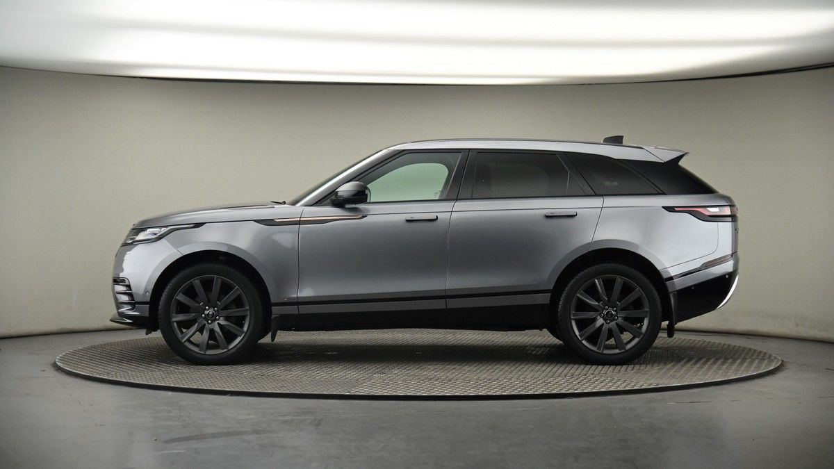 Land Rover Range Rover Velar Image 19