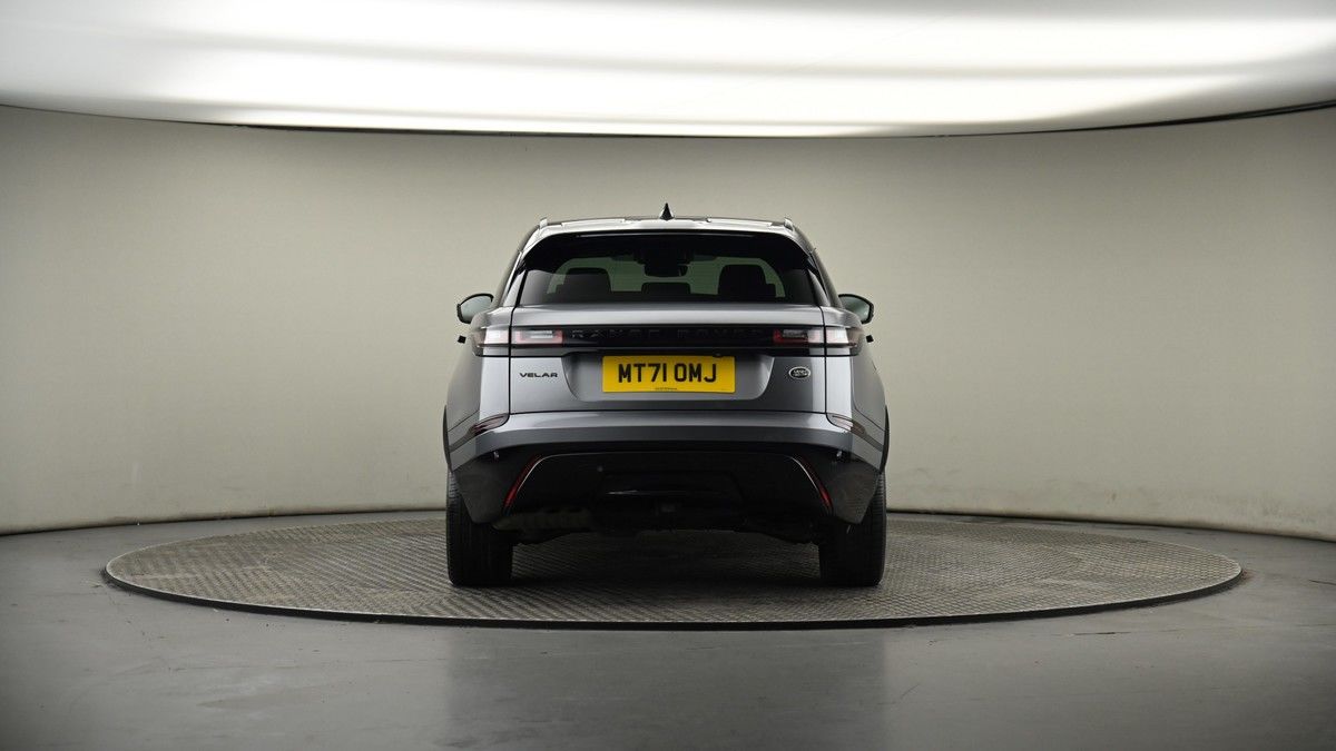 Land Rover Range Rover Velar Image 17