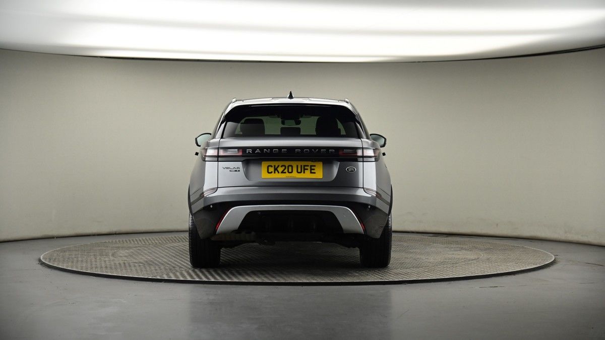 Land Rover Range Rover Velar Image 17