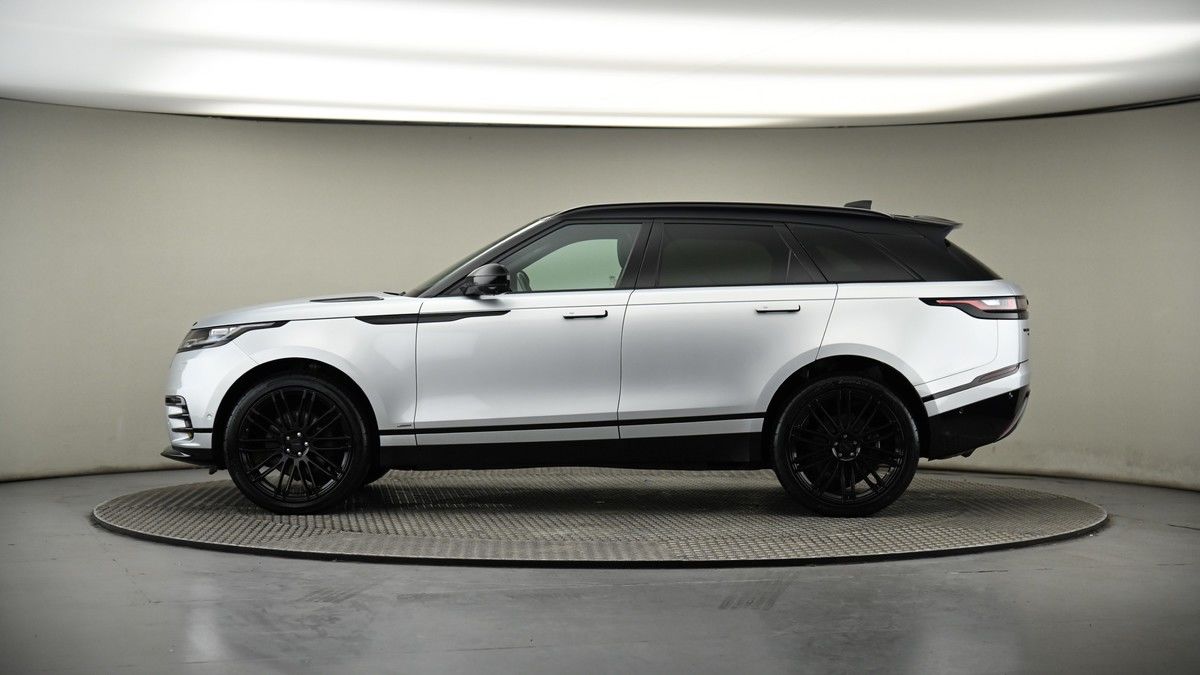 Land Rover Range Rover Velar Image 19