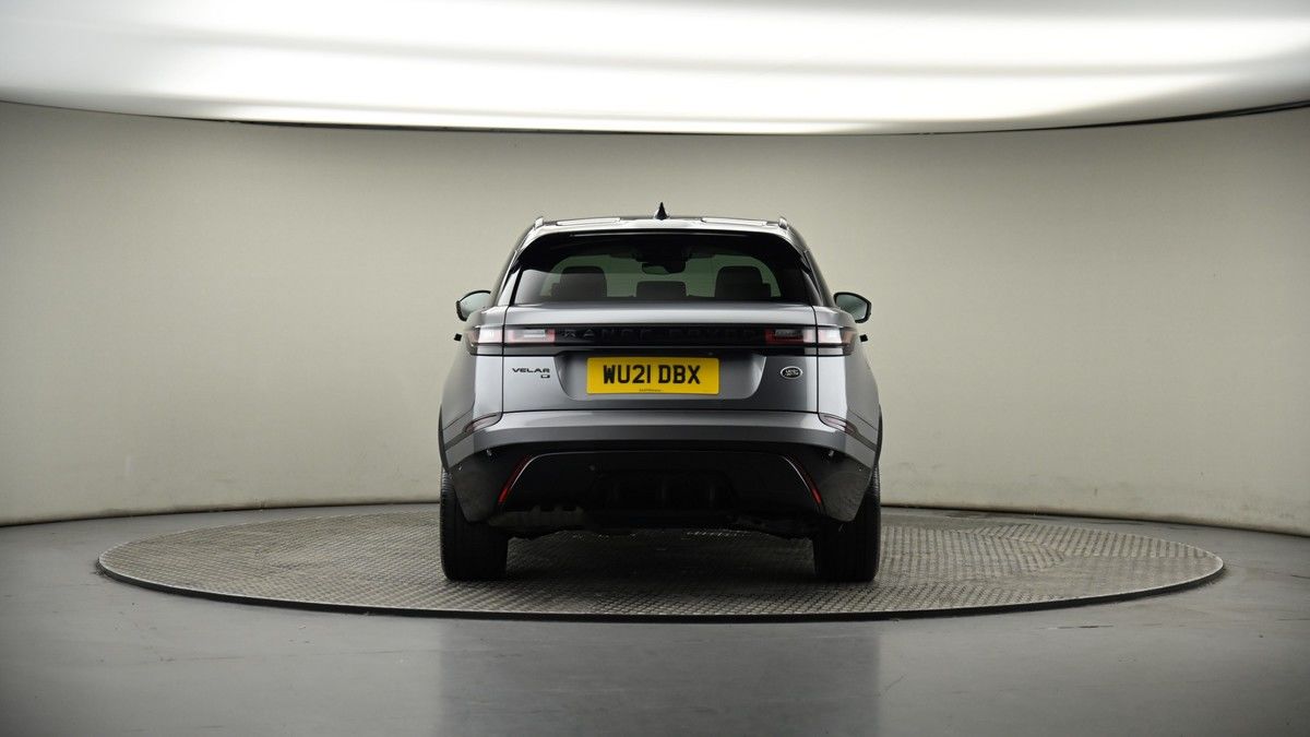 Land Rover Range Rover Velar Image 17