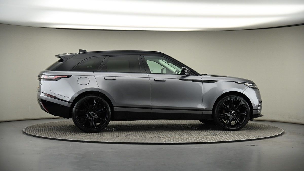 More views of Land Rover Range Rover Velar