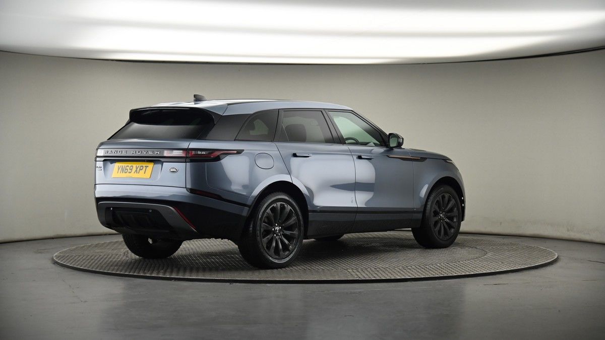 More views of Land Rover Range Rover Velar