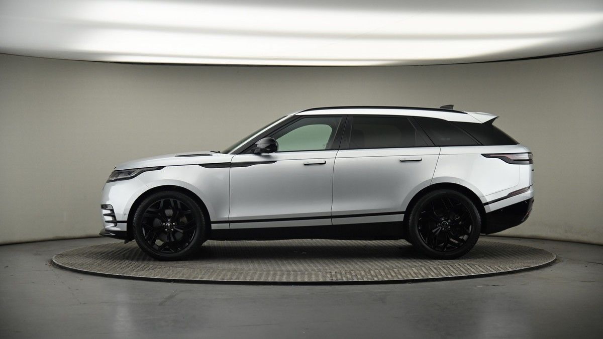 Land Rover Range Rover Velar Image 19