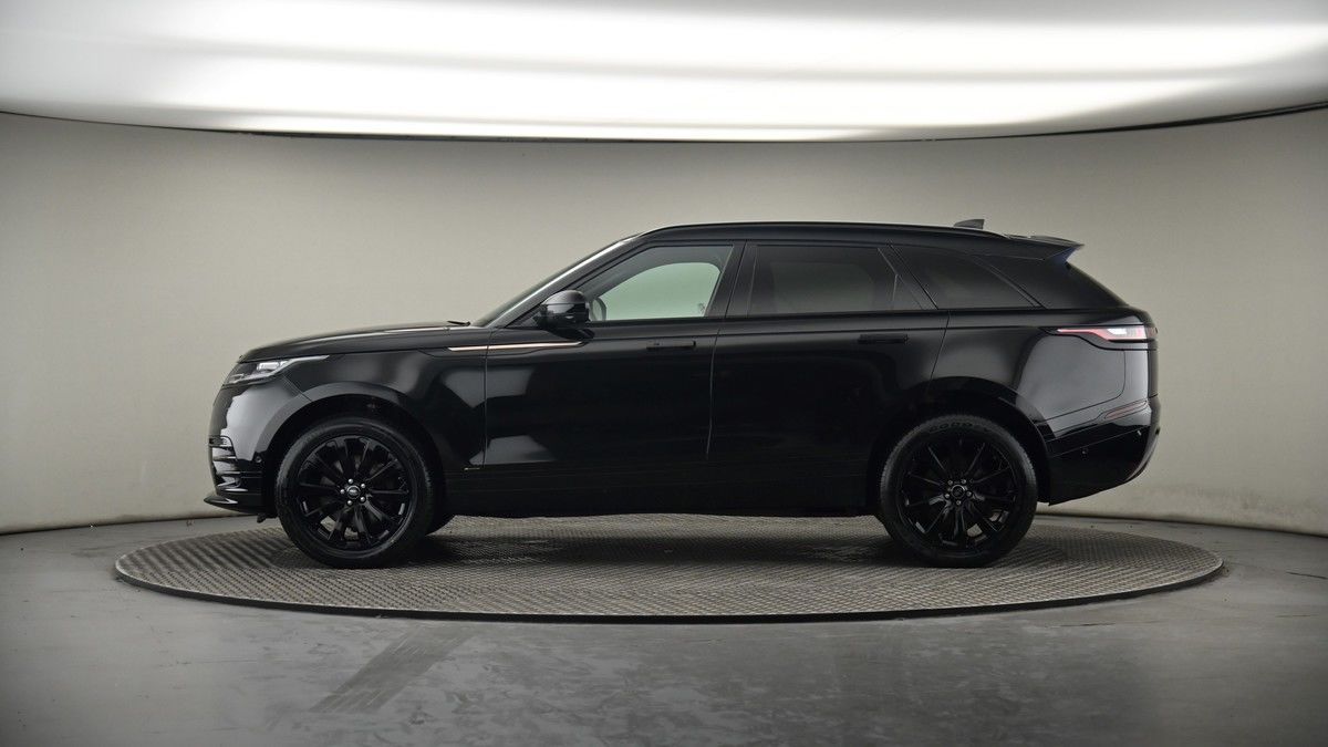 Land Rover Range Rover Velar Image 19