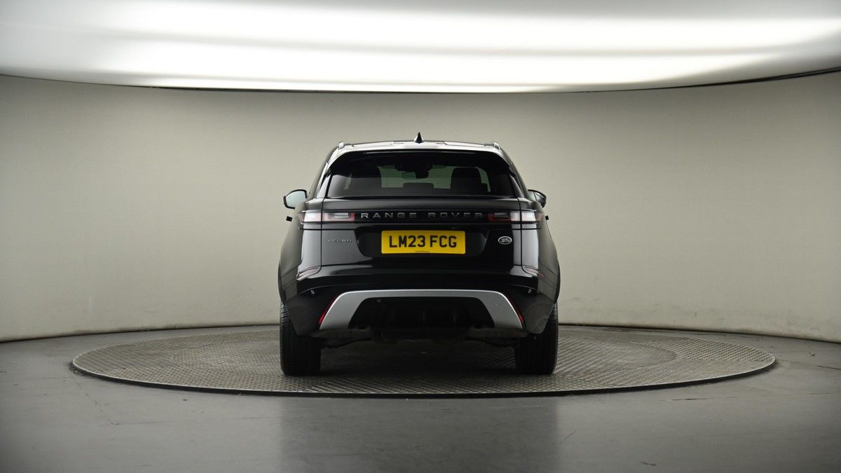 Land Rover Range Rover Velar Image 17