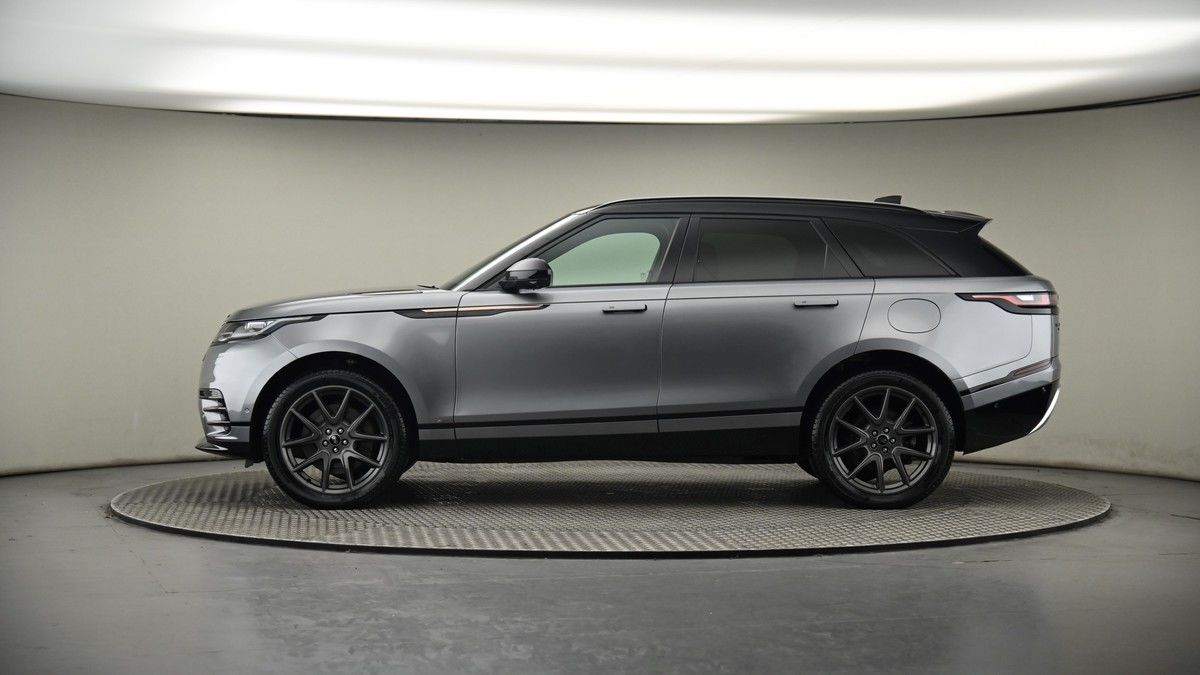 Land Rover Range Rover Velar Image 19