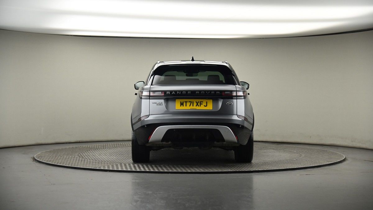 Land Rover Range Rover Velar Image 17