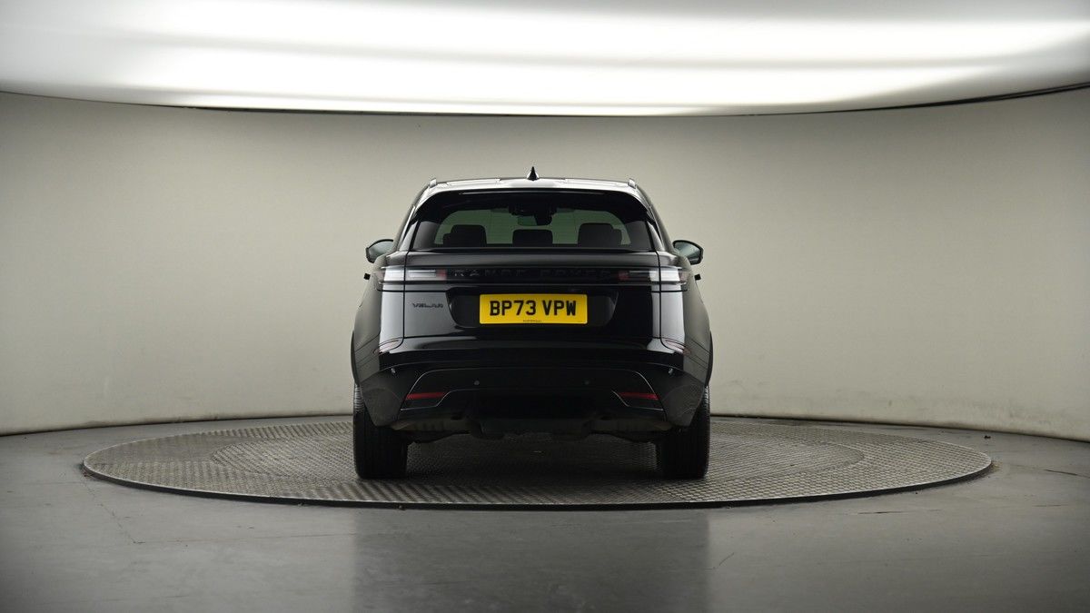 Land Rover Range Rover Velar Image 17