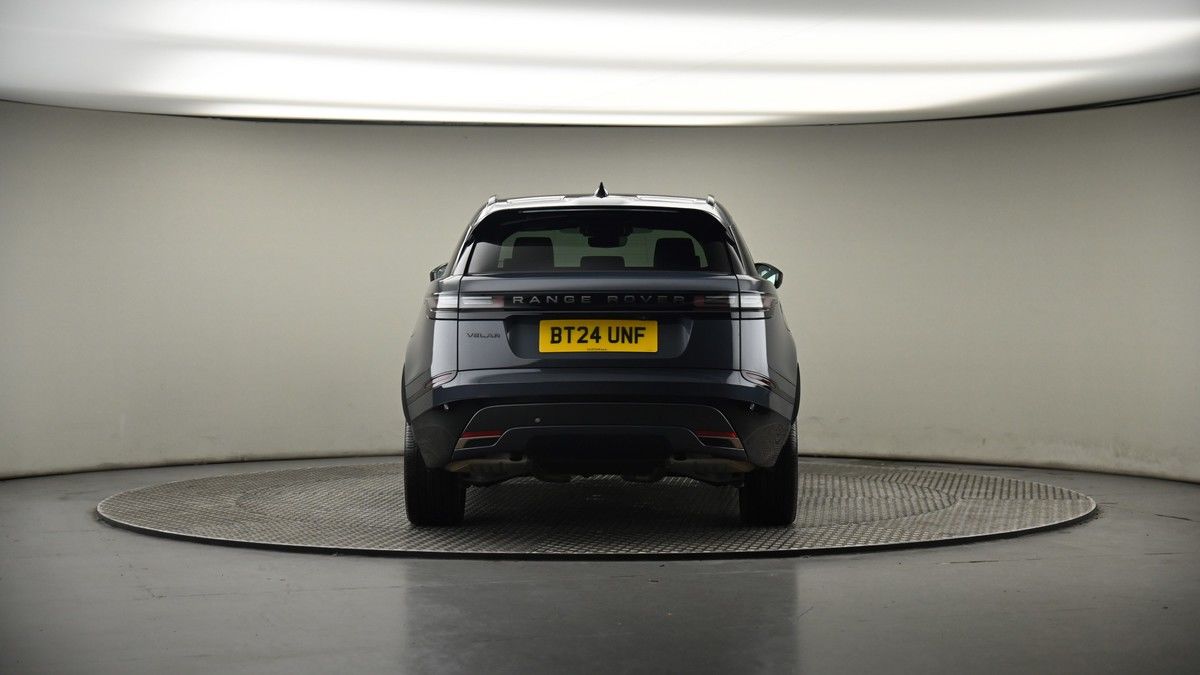 Land Rover Range Rover Velar Image 17