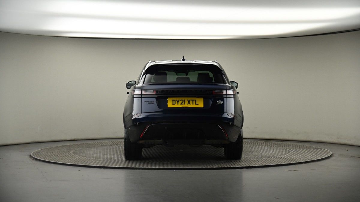 Land Rover Range Rover Velar Image 17